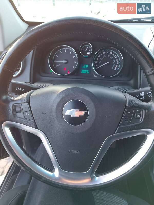 Внедорожник / Кроссовер Chevrolet Captiva 2014 в Львове