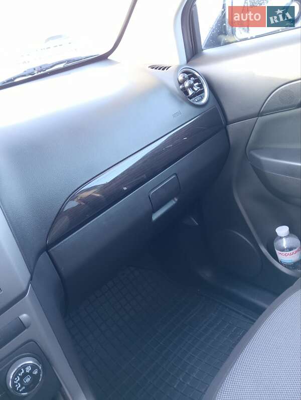 Внедорожник / Кроссовер Chevrolet Captiva 2014 в Львове