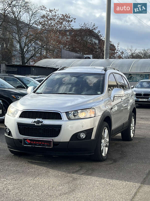 Внедорожник / Кроссовер Chevrolet Captiva 2012 в Одессе