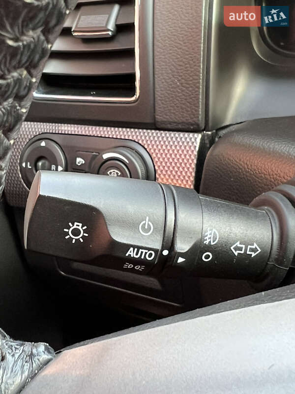 Внедорожник / Кроссовер Chevrolet Captiva 2012 в Одессе