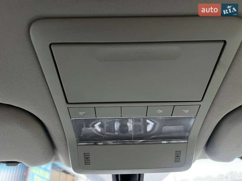 Внедорожник / Кроссовер Chevrolet Captiva 2011 в Киеве