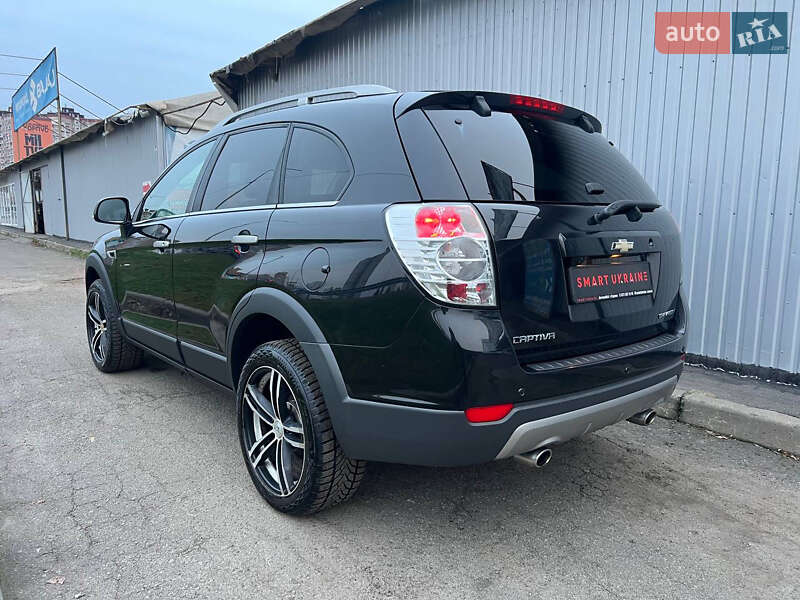 Внедорожник / Кроссовер Chevrolet Captiva 2011 в Киеве