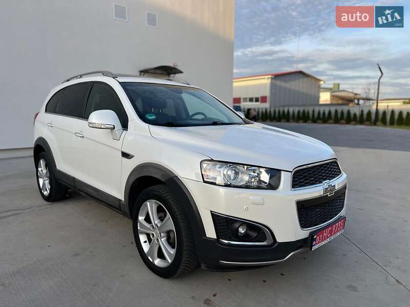 Внедорожник / Кроссовер Chevrolet Captiva 2013 в Луцке