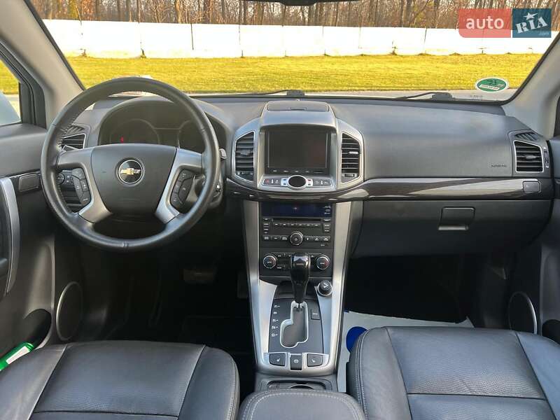 Внедорожник / Кроссовер Chevrolet Captiva 2013 в Луцке