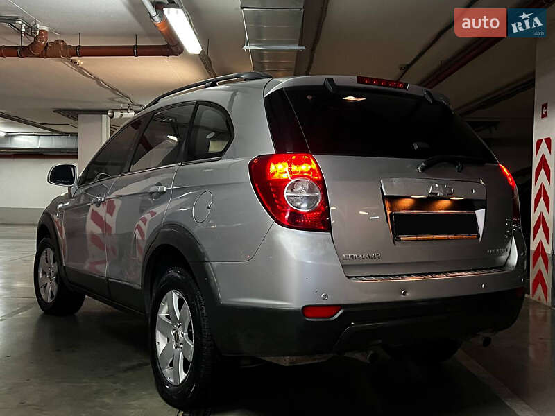 Внедорожник / Кроссовер Chevrolet Captiva 2008 в Одессе фото 4 Внедорожник / Кроссовер Chevrolet Captiva 2008 в Одессе