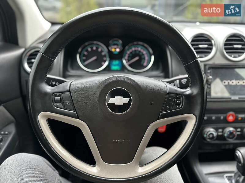 Позашляховик / Кросовер Chevrolet Captiva 2013 в Львові
