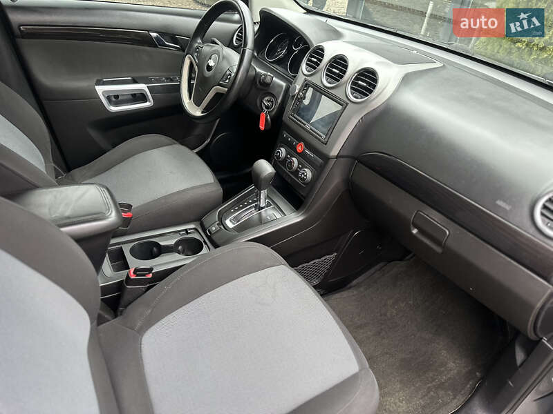 Позашляховик / Кросовер Chevrolet Captiva 2013 в Львові