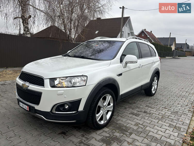 Внедорожник / Кроссовер Chevrolet Captiva 2013 в Луцке