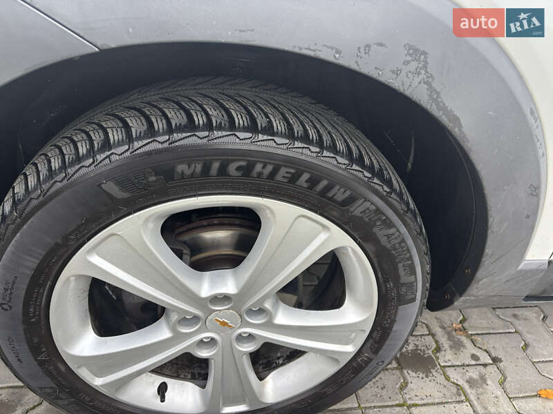 Внедорожник / Кроссовер Chevrolet Captiva 2013 в Луцке