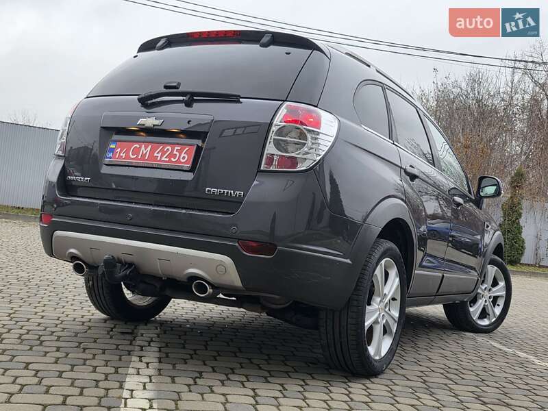 Внедорожник / Кроссовер Chevrolet Captiva 2012 в Ивано-Франковске