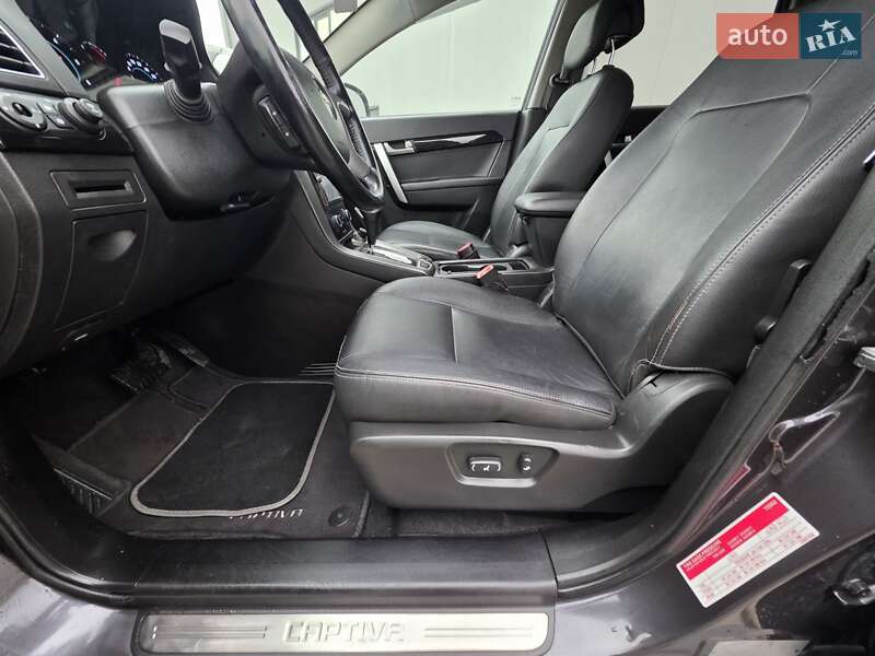 Внедорожник / Кроссовер Chevrolet Captiva 2012 в Ивано-Франковске