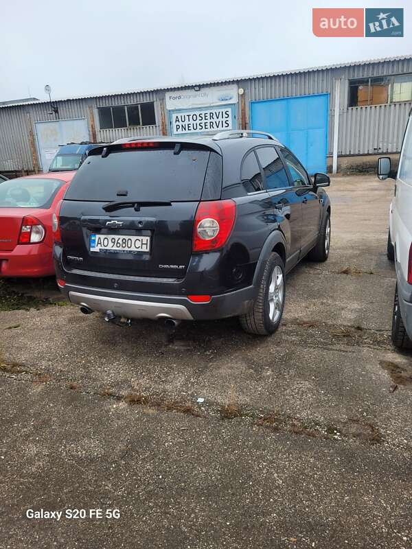Внедорожник / Кроссовер Chevrolet Captiva 2011 в Ужгороде фото 2 Внедорожник / Кроссовер Chevrolet Captiva 2011 в Ужгороде