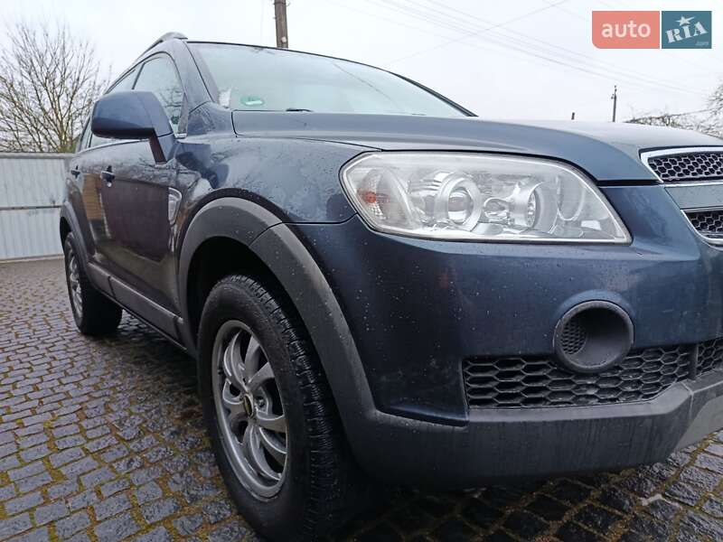 Внедорожник / Кроссовер Chevrolet Captiva 2008 в Житомире