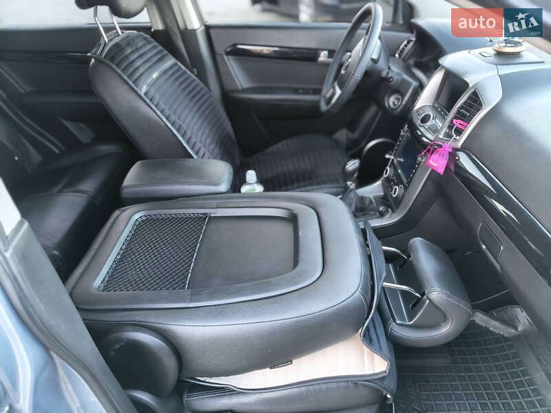 Внедорожник / Кроссовер Chevrolet Captiva 2011 в Ивано-Франковске