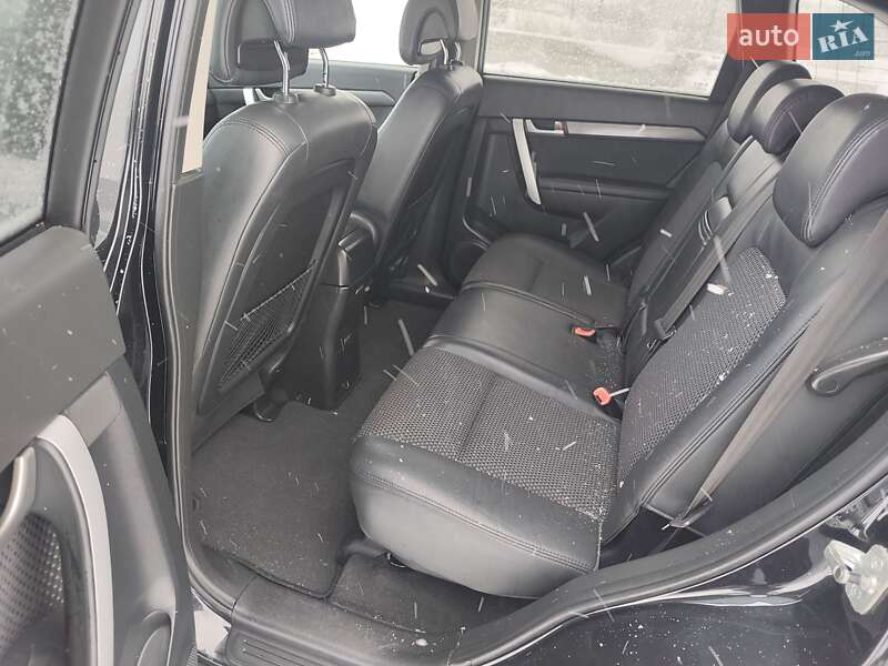 Позашляховик / Кросовер Chevrolet Captiva 2010 в Житомирі