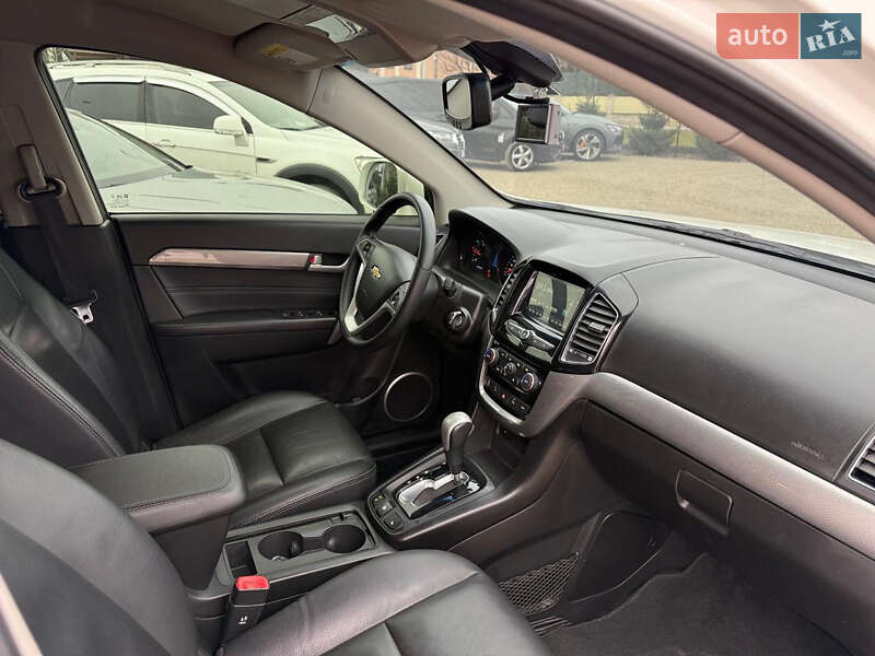 Позашляховик / Кросовер Chevrolet Captiva 2016 в Тернополі