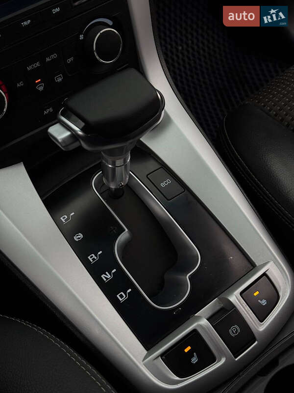 Позашляховик / Кросовер Chevrolet Captiva 2011 в Києві