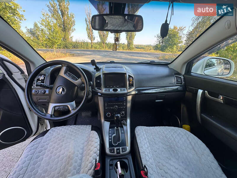 Внедорожник / Кроссовер Chevrolet Captiva 2012 в Кельменцах