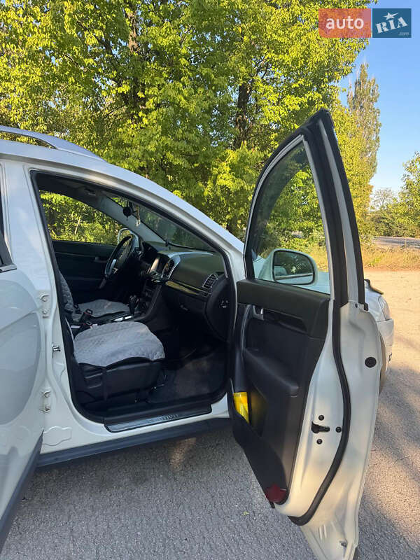 Внедорожник / Кроссовер Chevrolet Captiva 2012 в Кельменцах