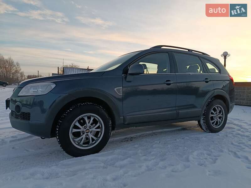 Внедорожник / Кроссовер Chevrolet Captiva 2008 в Житомире