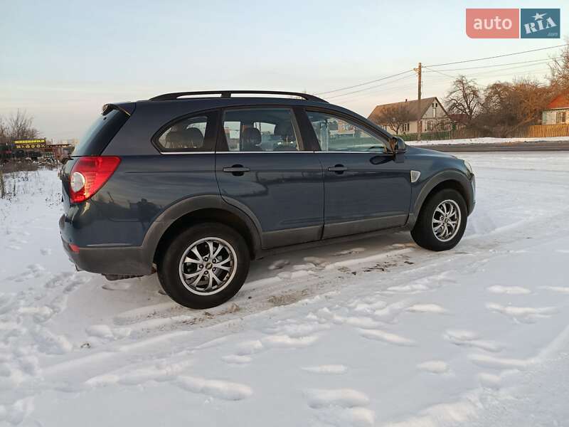Внедорожник / Кроссовер Chevrolet Captiva 2008 в Житомире
