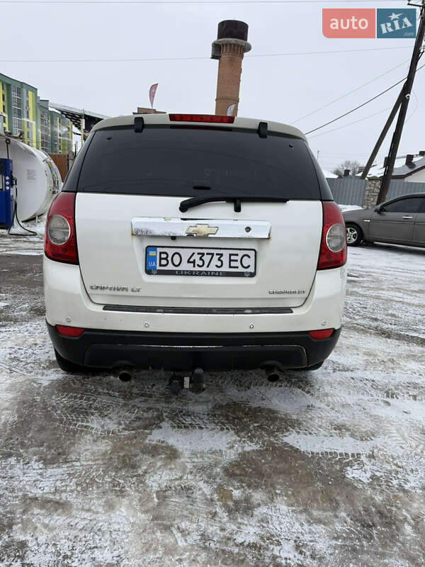 Внедорожник / Кроссовер Chevrolet Captiva 2010 в Тернополе