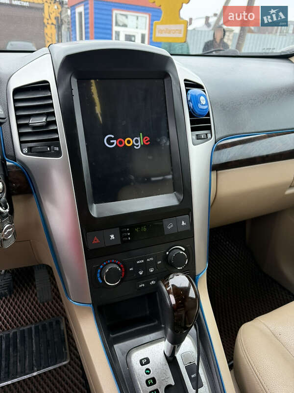 Внедорожник / Кроссовер Chevrolet Captiva 2010 в Тернополе