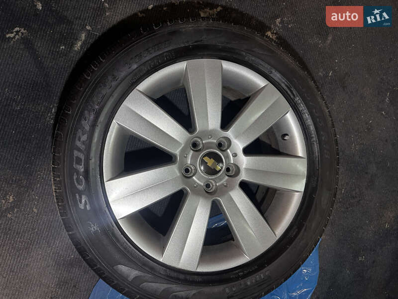 Внедорожник / Кроссовер Chevrolet Captiva 2010 в Тернополе