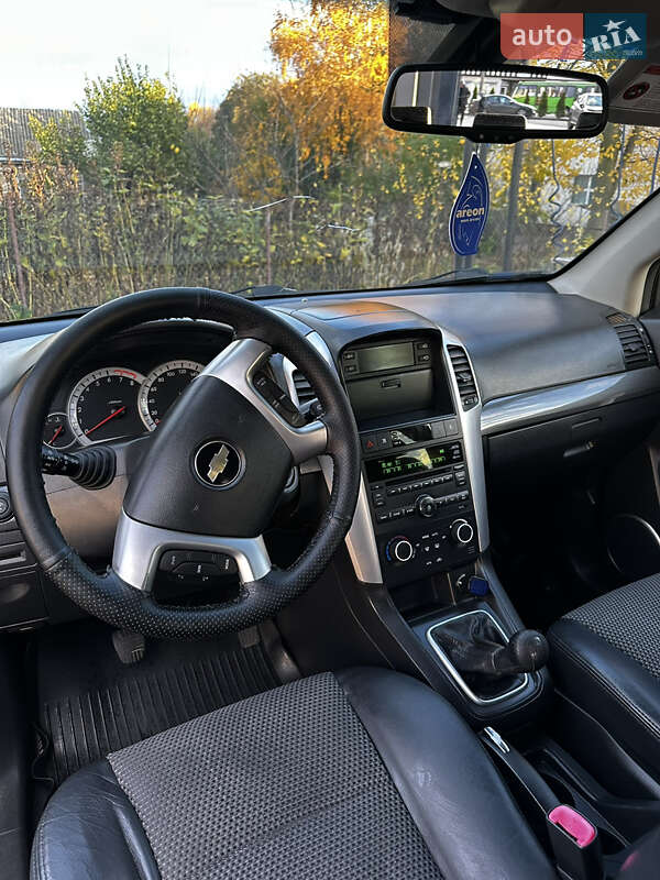Внедорожник / Кроссовер Chevrolet Captiva 2008 в Киеве