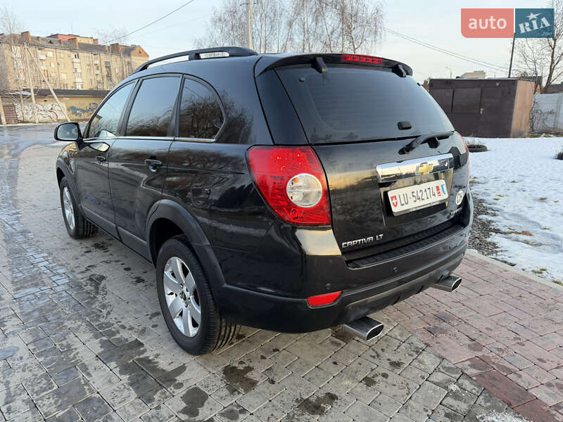 Внедорожник / Кроссовер Chevrolet Captiva 2010 в Здолбунове
