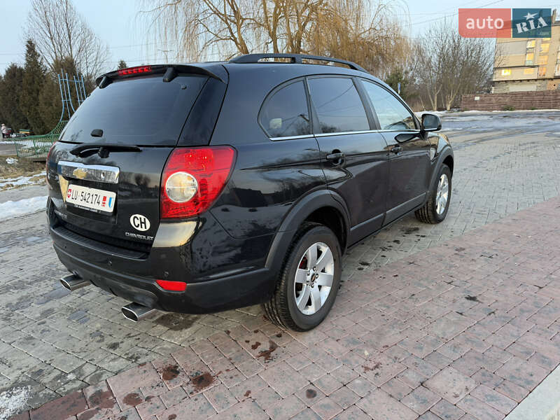 Внедорожник / Кроссовер Chevrolet Captiva 2010 в Здолбунове