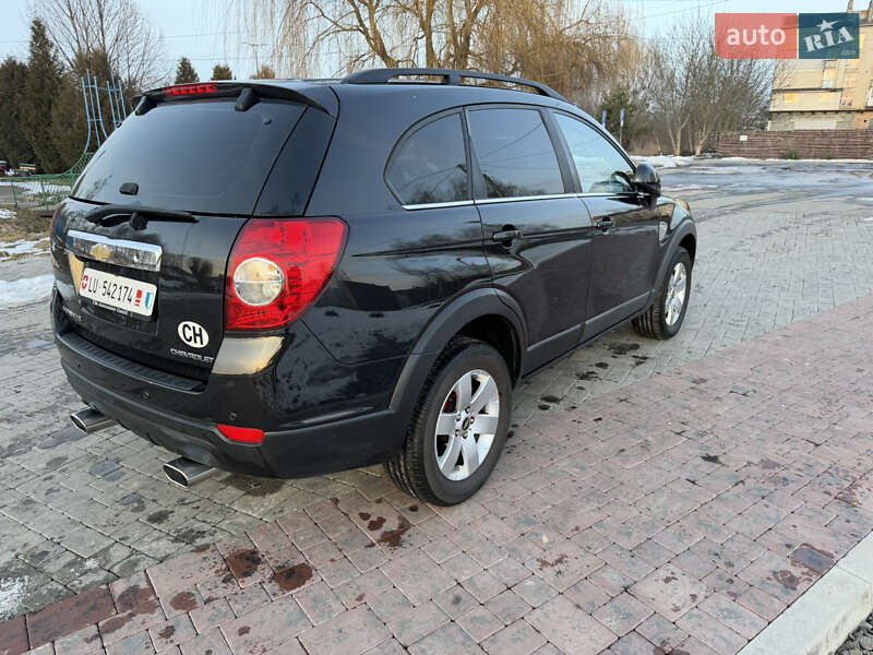 Внедорожник / Кроссовер Chevrolet Captiva 2010 в Здолбунове