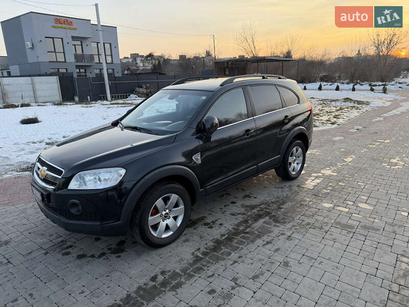 Внедорожник / Кроссовер Chevrolet Captiva 2010 в Здолбунове