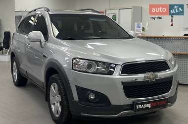 Позашляховик / Кросовер Chevrolet Captiva 2014 в Києві