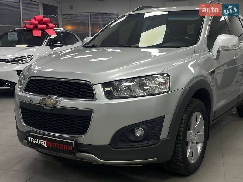 Внедорожник / Кроссовер Chevrolet Captiva 2014 в Киеве