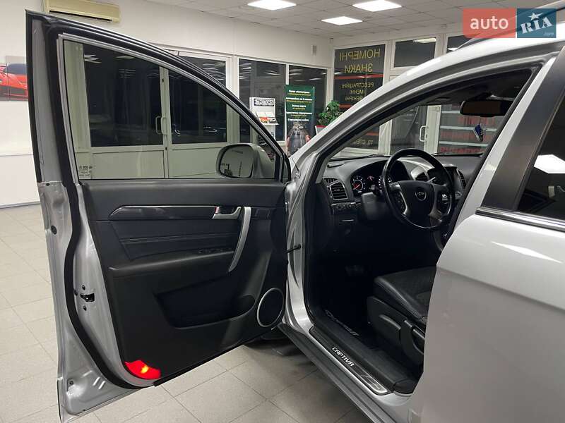 Внедорожник / Кроссовер Chevrolet Captiva 2014 в Киеве