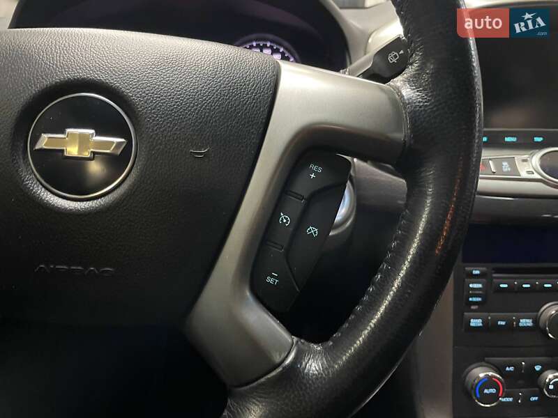 Внедорожник / Кроссовер Chevrolet Captiva 2014 в Киеве