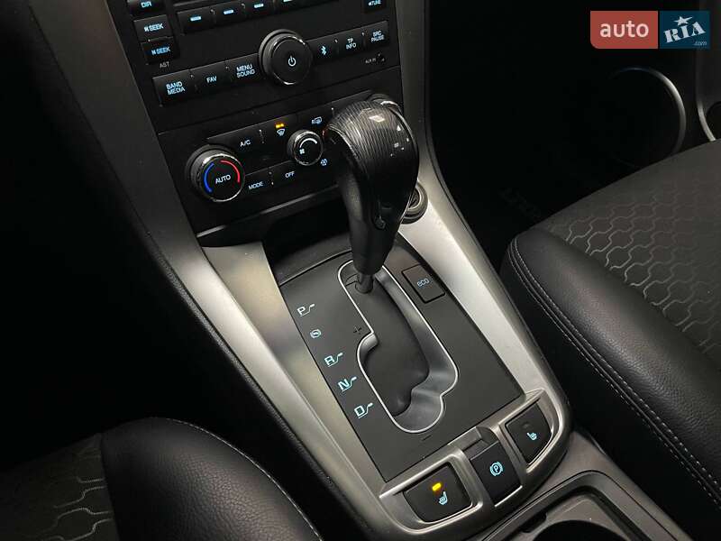 Внедорожник / Кроссовер Chevrolet Captiva 2014 в Киеве