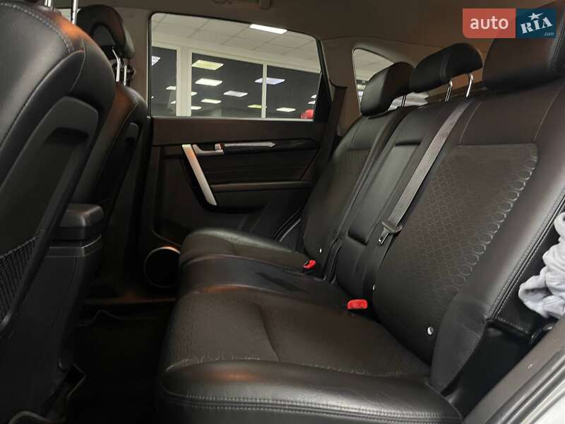 Внедорожник / Кроссовер Chevrolet Captiva 2014 в Киеве