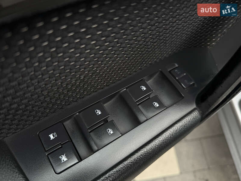 Внедорожник / Кроссовер Chevrolet Captiva 2008 в Дрогобыче