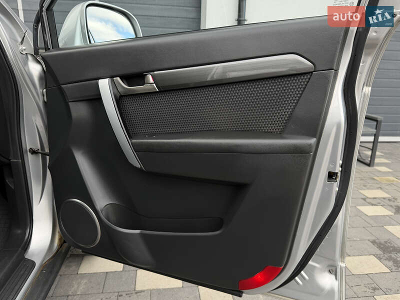 Внедорожник / Кроссовер Chevrolet Captiva 2008 в Дрогобыче