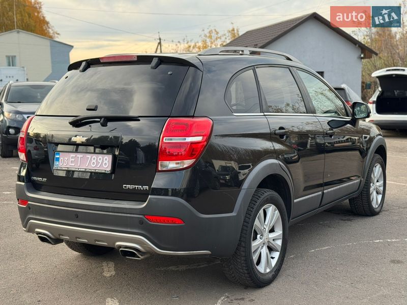 Внедорожник / Кроссовер Chevrolet Captiva 2013 в Дубно