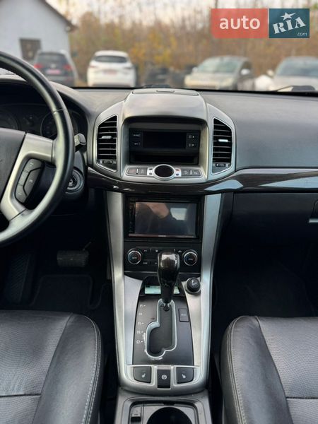Внедорожник / Кроссовер Chevrolet Captiva 2013 в Дубно
