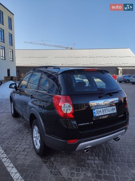 Позашляховик / Кросовер Chevrolet Captiva 2010 в Житомирі