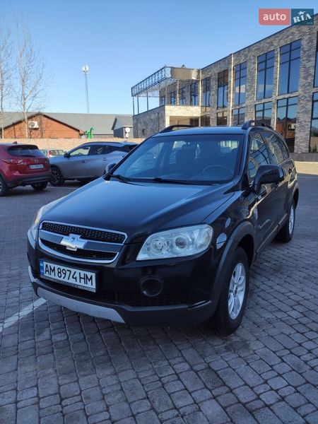 Позашляховик / Кросовер Chevrolet Captiva 2010 в Житомирі
