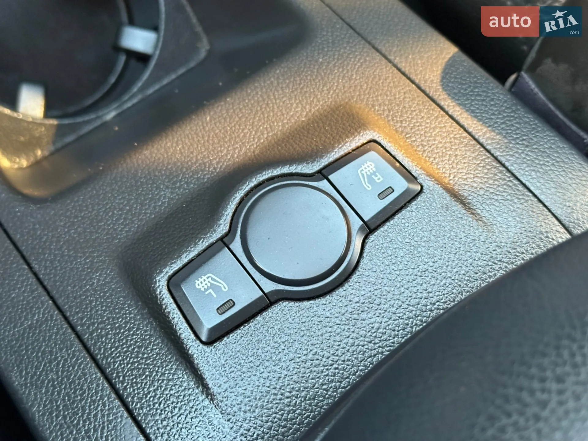 2010 Chevrolet Captiva - мініатюра 35
