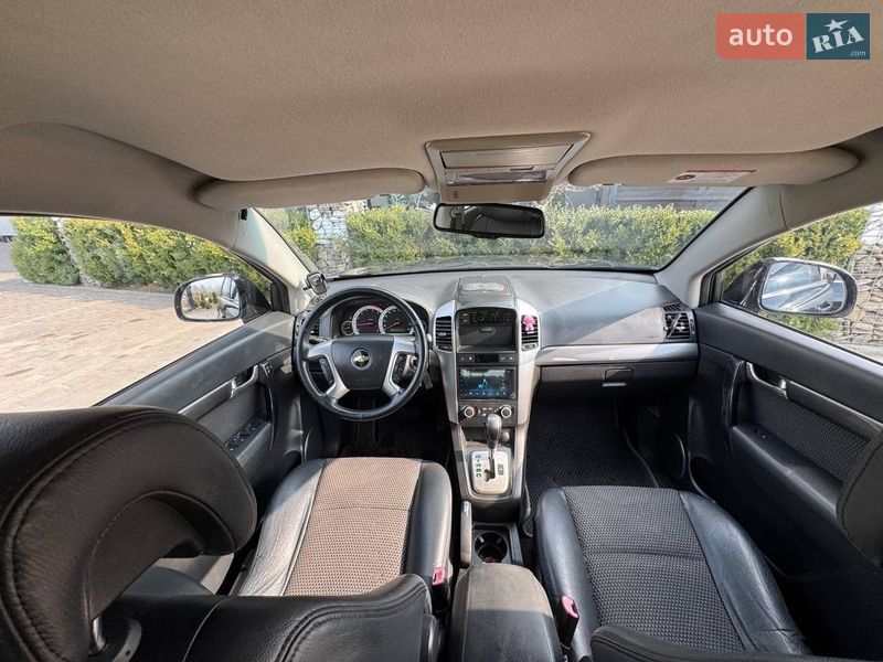 Внедорожник / Кроссовер Chevrolet Captiva 2009 в Стрые