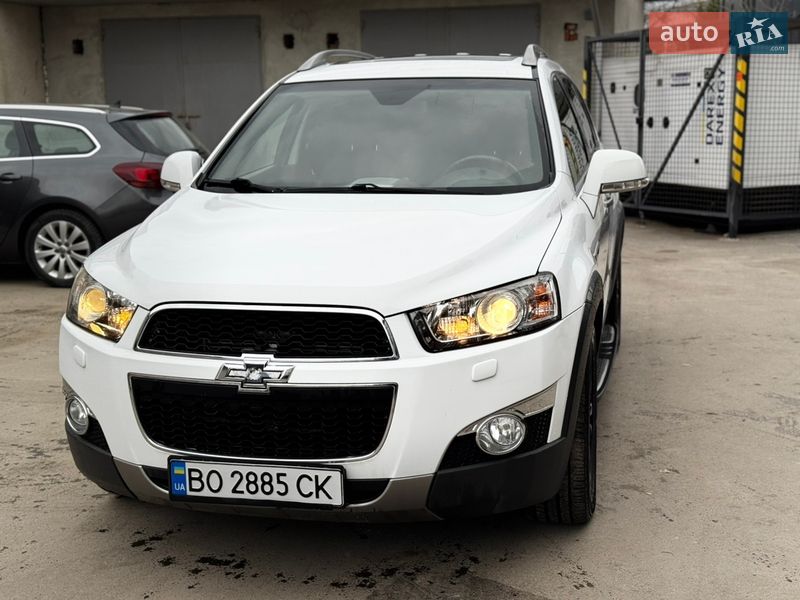 Позашляховик / Кросовер Chevrolet Captiva 2012 в Чорткові