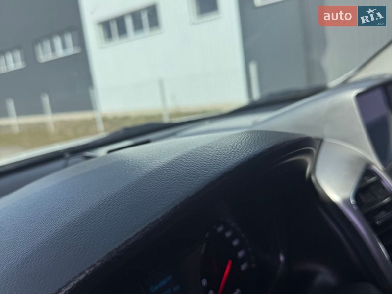 Позашляховик / Кросовер Chevrolet Captiva 2015 в Луцьку