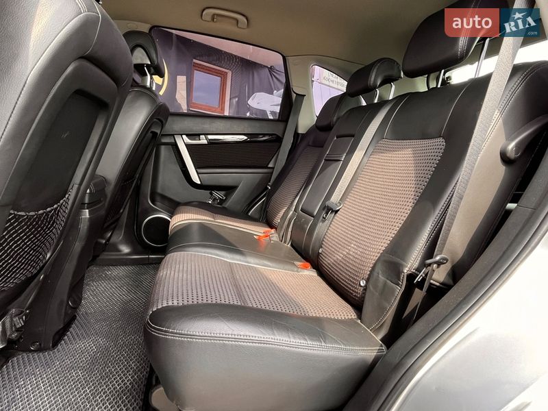 Внедорожник / Кроссовер Chevrolet Captiva 2011 в Стрые